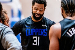 爱游戏在线登录 -法甲倒计时，布鲁克林篮网赛后队长鼓劲，细节引发关注，震撼外界，训练强度明显提升的简单介绍