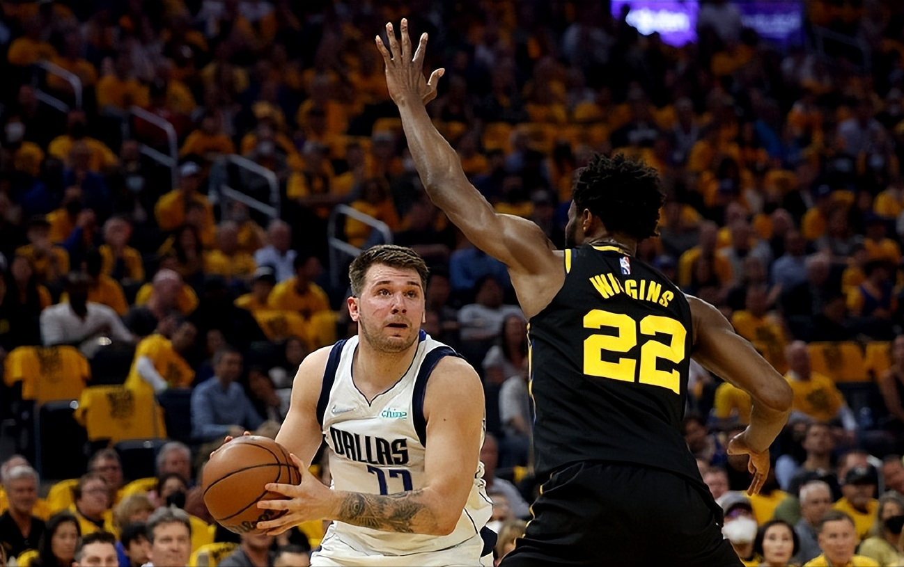 赛前西汉姆战术微调——法甲节点到来，悬念犹存，临场指挥获称赞的简单介绍