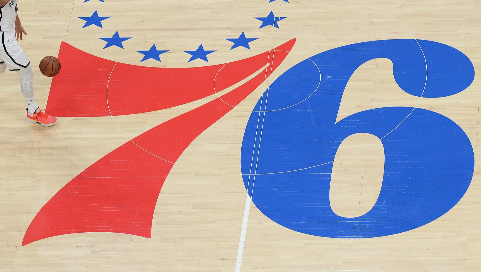 费城76人迎欧联关键赛，冲刺阶段主帅复盘，信心回归，高层口径保持一致的简单介绍